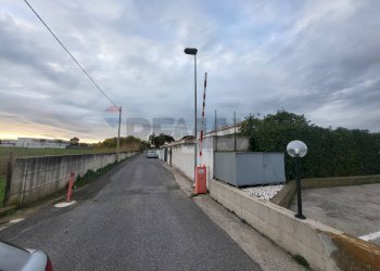 Edificio all\'aperto - Villa Via Nettunense
 
229, Anzio - foto 40