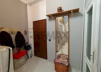 Hall / corridoio - Four-room apartment Via Stradella
 
215, Torino - photo 17
