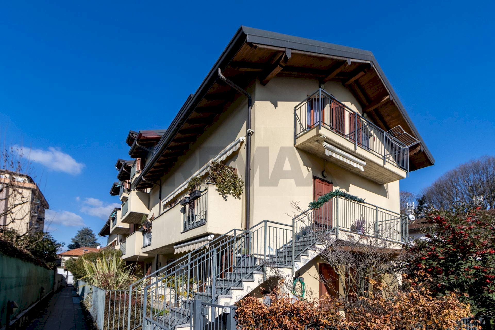 Casa all\'aperto - Trilocale Via dell'Asilo
 
11, Usmate Velate - foto 1