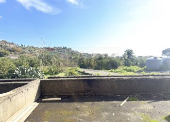 Balcone - Villa a Schiera via casalrosato
 
4, Valverde - foto 17