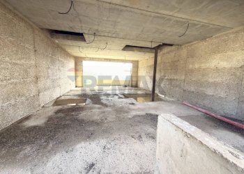 Stanza vuota - Villa a Schiera via casalrosato
 
4, Valverde - foto 21