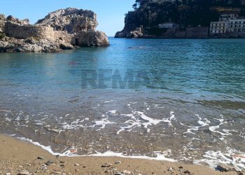 Vista dell\'acqua - Trilocale Via Castelluccio
 
snc, Taormina - foto 38