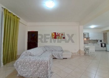 Sala da pranzo - Locale Commerciale via Garro
35, Tremestieri Etneo - foto 4