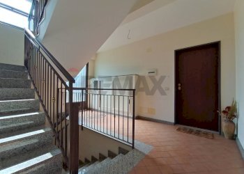 Scale - Locale Commerciale via Garro
35, Tremestieri Etneo - foto 32