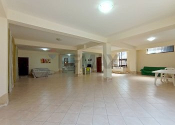 Stanza vuota - Locale Commerciale via Garro
35, Tremestieri Etneo - foto 36