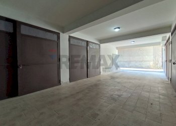 Hall / corridoio - Locale Commerciale via Garro
35, Tremestieri Etneo - foto 39