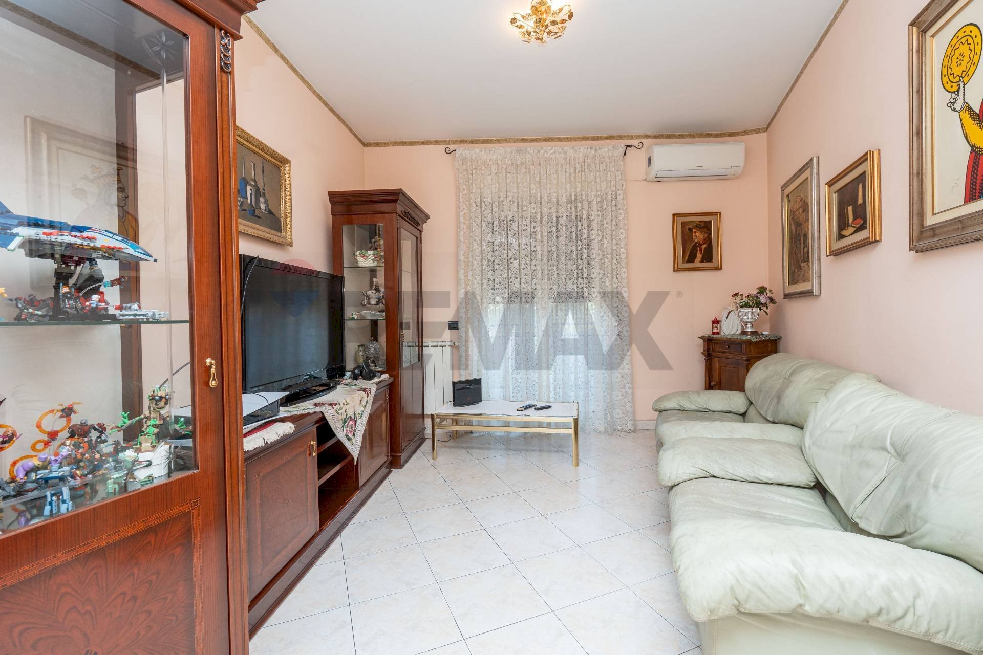 Soggiorno - Appartamento VIA VITTORIO EMANUELE II
 
1, Gravina di Catania - foto 1