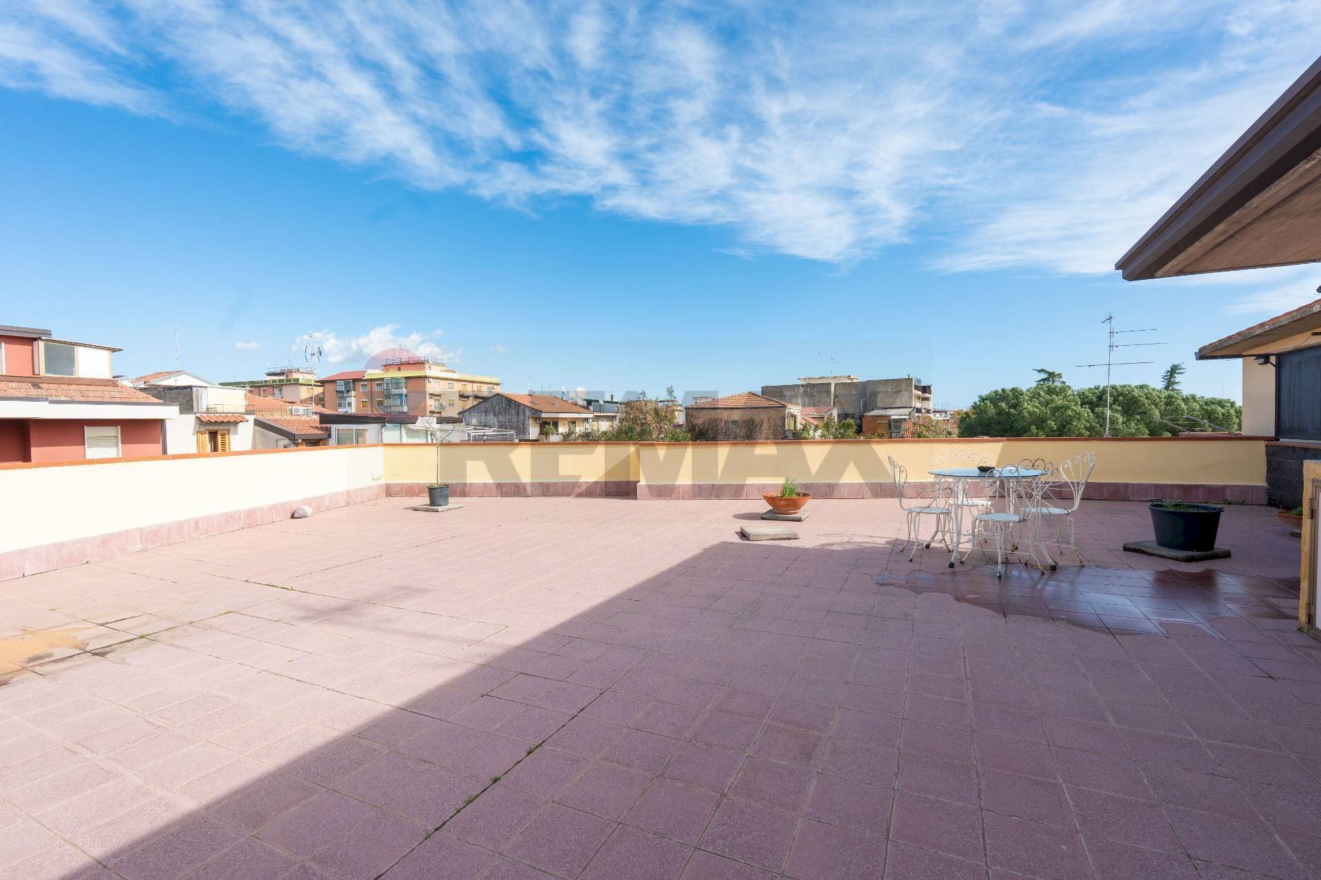 Terrazza - Appartamento VIA VITTORIO EMANUELE II
 
1, Gravina di Catania - foto 2