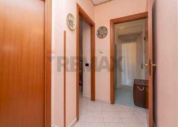 Hall / corridoio - Appartamento VIA VITTORIO EMANUELE II
 
1, Gravina di Catania - foto 7