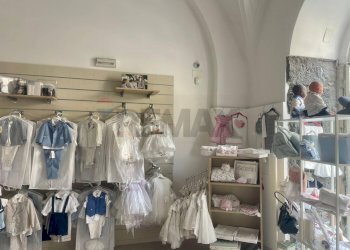 Cabina armadio - Locale Commerciale Corso Savoia
 
14, Acireale - foto 6