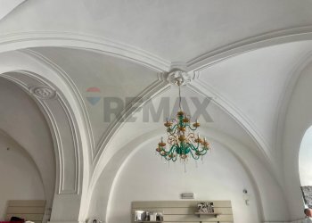 Dettagli - Locale Commerciale Corso Savoia
 
14, Acireale - foto 8