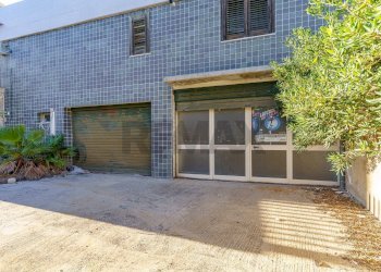 Casa all\'aperto - Magazzino Via De Caprio
 
35, Siracusa - foto 4