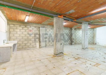 Parcheggio - Magazzino Via De Caprio
 
35, Siracusa - foto 19