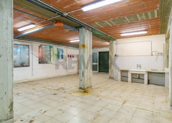 Parcheggio - Magazzino Via De Caprio
 
35, Siracusa - foto 23