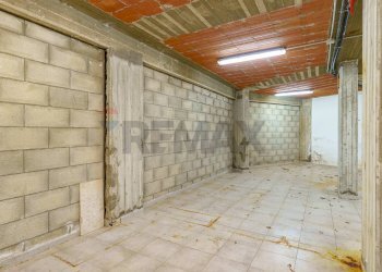 Parcheggio - Magazzino Via De Caprio
 
35, Siracusa - foto 25