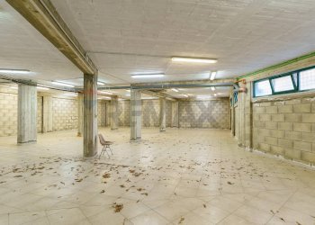 Parcheggio - Magazzino Via De Caprio
 
35, Siracusa - foto 27