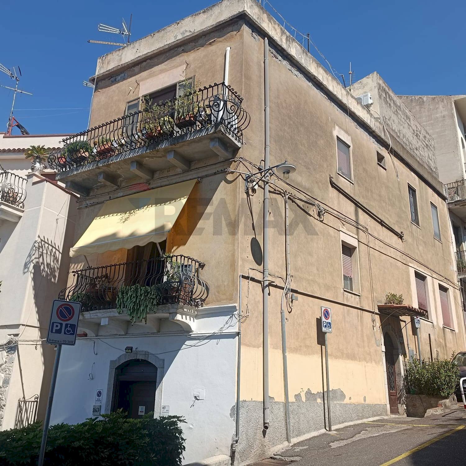 Edificio all\'aperto - Appartamento Via Sesto Pompeo
 
16, Taormina - foto 1