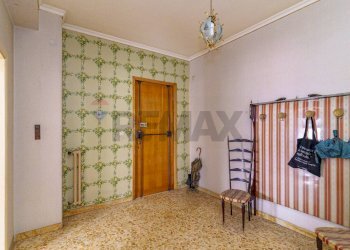 Stanza vuota - Appartamento via canfora
 
16, Catania - foto 7