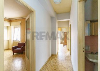 Hall / corridoio - Appartamento via canfora
 
16, Catania - foto 20