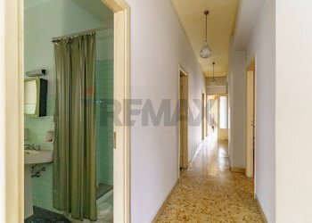 Hall / corridoio - Appartamento via canfora
 
16, Catania - foto 21