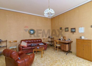 Soggiorno - Appartamento via canfora
 
16, Catania - foto 25