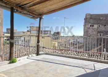 Terrazza - Monolocale vico stagnino
 
11, Catania - foto 1