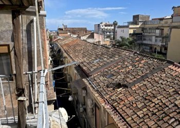 Edificio all\'aperto - Monolocale vico stagnino
 
11, Catania - foto 12