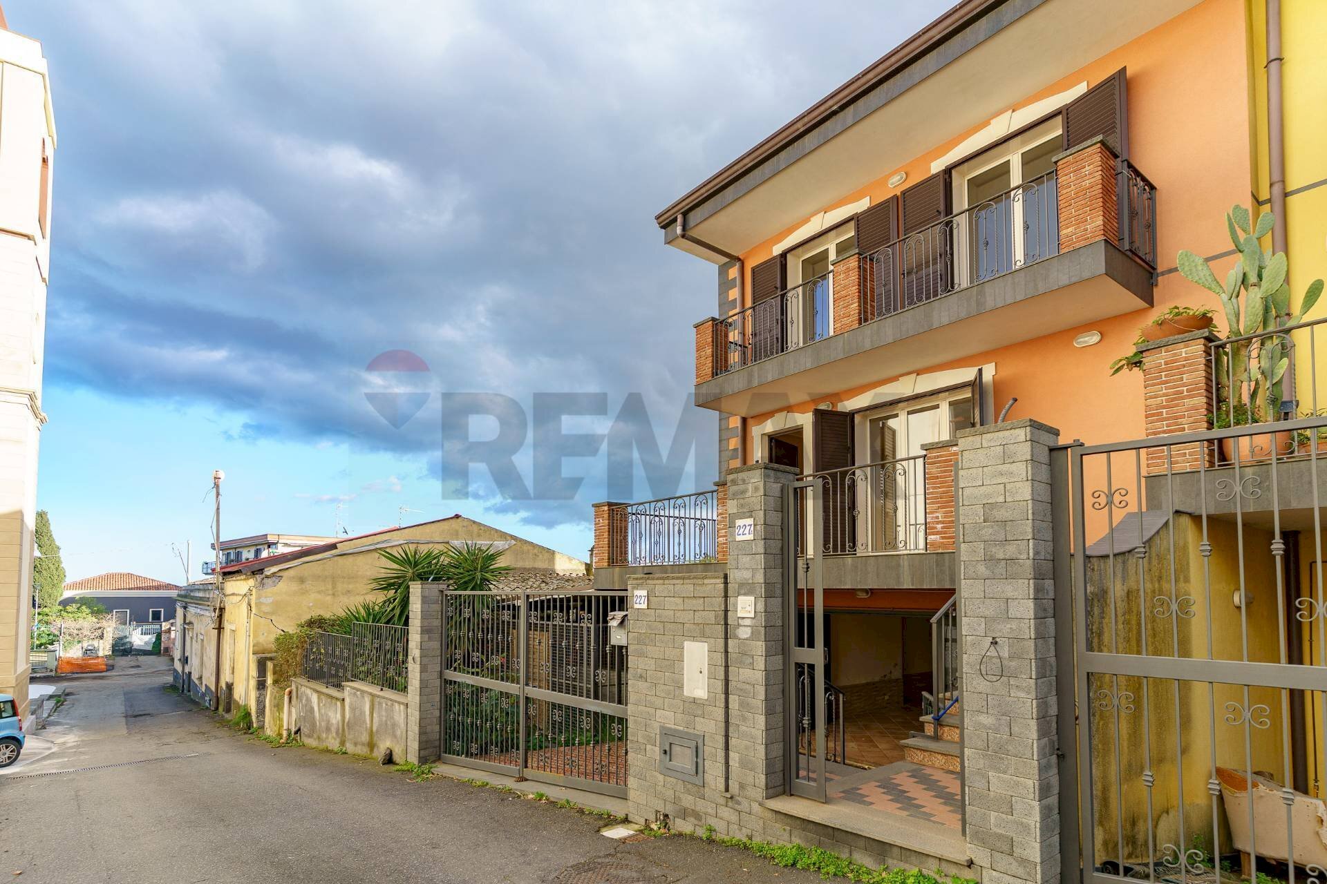 Edificio all\'aperto - Villa a Schiera via torretta
227, Acireale - foto 2