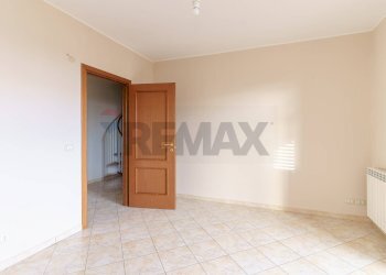 Stanza vuota - Villa a Schiera via torretta
 
227, Acireale - foto 29