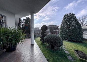 Giardino - Villa Strada della Vignola
 
10, Palestro - foto 7