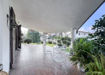 Terrazza - Villa Strada della Vignola
 
10, Palestro - foto 8