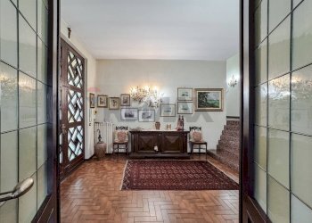 Soggiorno - Villa Strada della Vignola
 
10, Palestro - foto 14