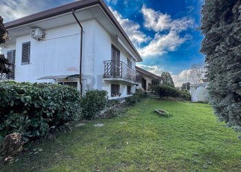 Casa all\'aperto - Villa Strada della Vignola
 
10, Palestro - foto 30