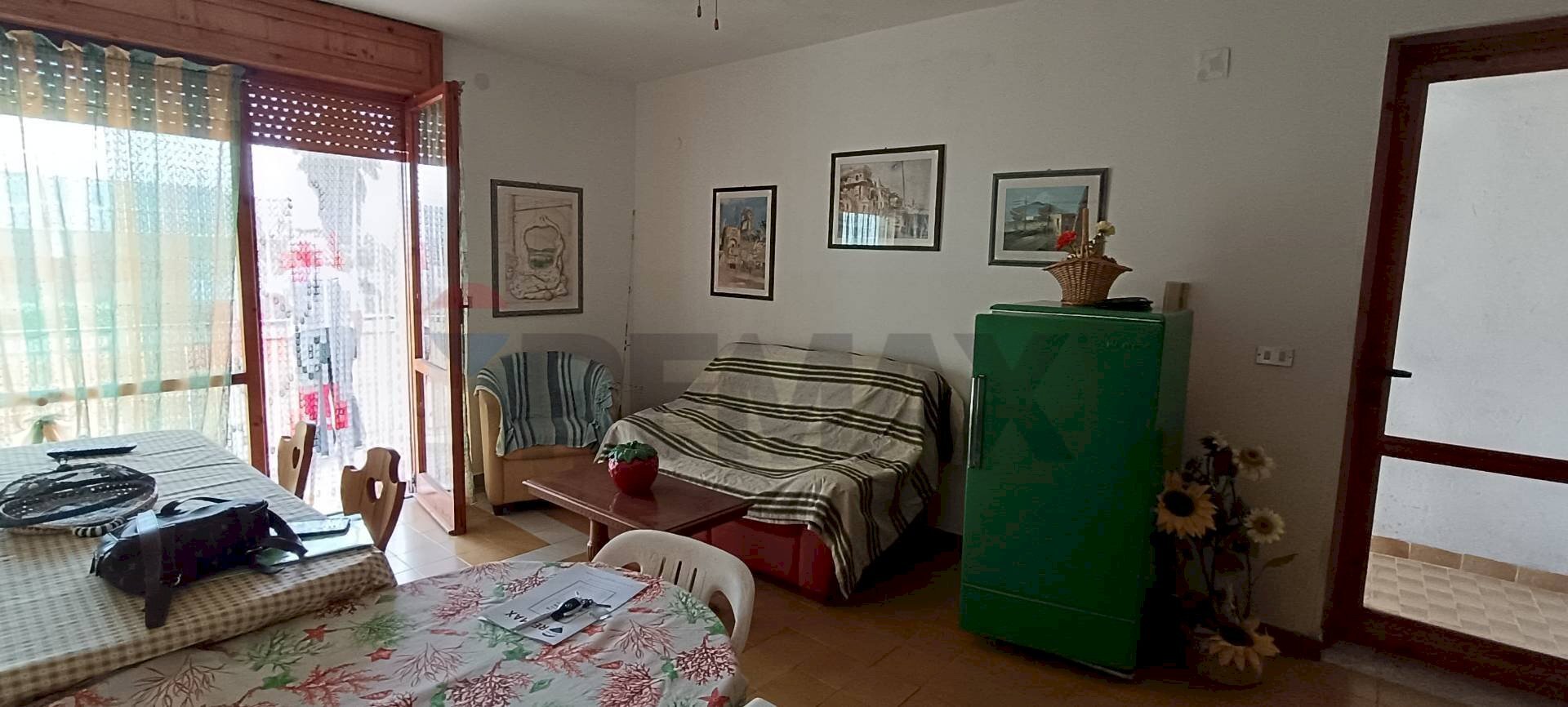 Soggiorno - Trilocale via Libeccio
 
28, Manfredonia - foto 3