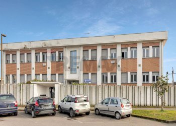 Edificio all\'aperto - Capannone VIA DI VITTORIO
47, Peschiera Borromeo - foto 4