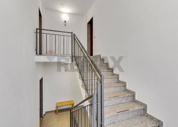 Scale - Capannone VIA DI VITTORIO
47, Peschiera Borromeo - foto 13