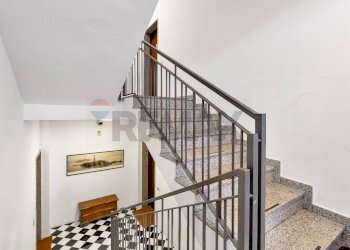 Scale - Capannone VIA DI VITTORIO
47, Peschiera Borromeo - foto 16