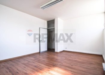 Stanza vuota - Capannone VIA DI VITTORIO
47, Peschiera Borromeo - foto 19