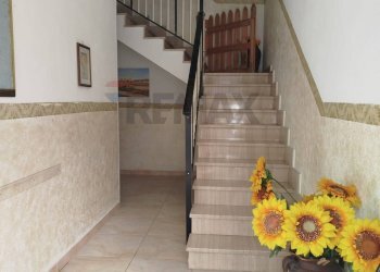 Scale - Casa indipendente via solferino
 
178, Canicattini Bagni - foto 2