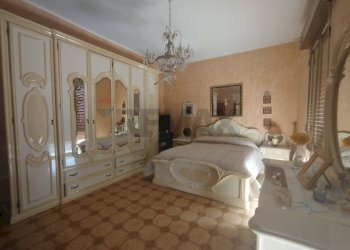 Camera / camera da letto - Casa indipendente via solferino
 
178, Canicattini Bagni - foto 18