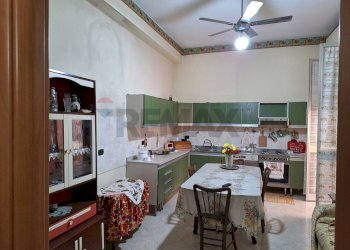 Cucina - Trilocale via torino
 
23, Floridia - foto 12