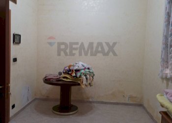 Stanza vuota - Trilocale via torino
 
23, Floridia - foto 19