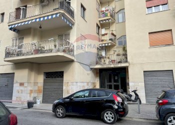 Edificio all\'aperto - Bilocale Caserta - foto 43
