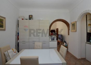 Sala da pranzo - Quadrilocale Savona - foto 20