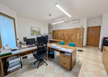 Ufficio - Ufficio Darfo Boario Terme - foto 15