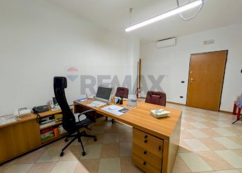 Ufficio - Ufficio Darfo Boario Terme - foto 24
