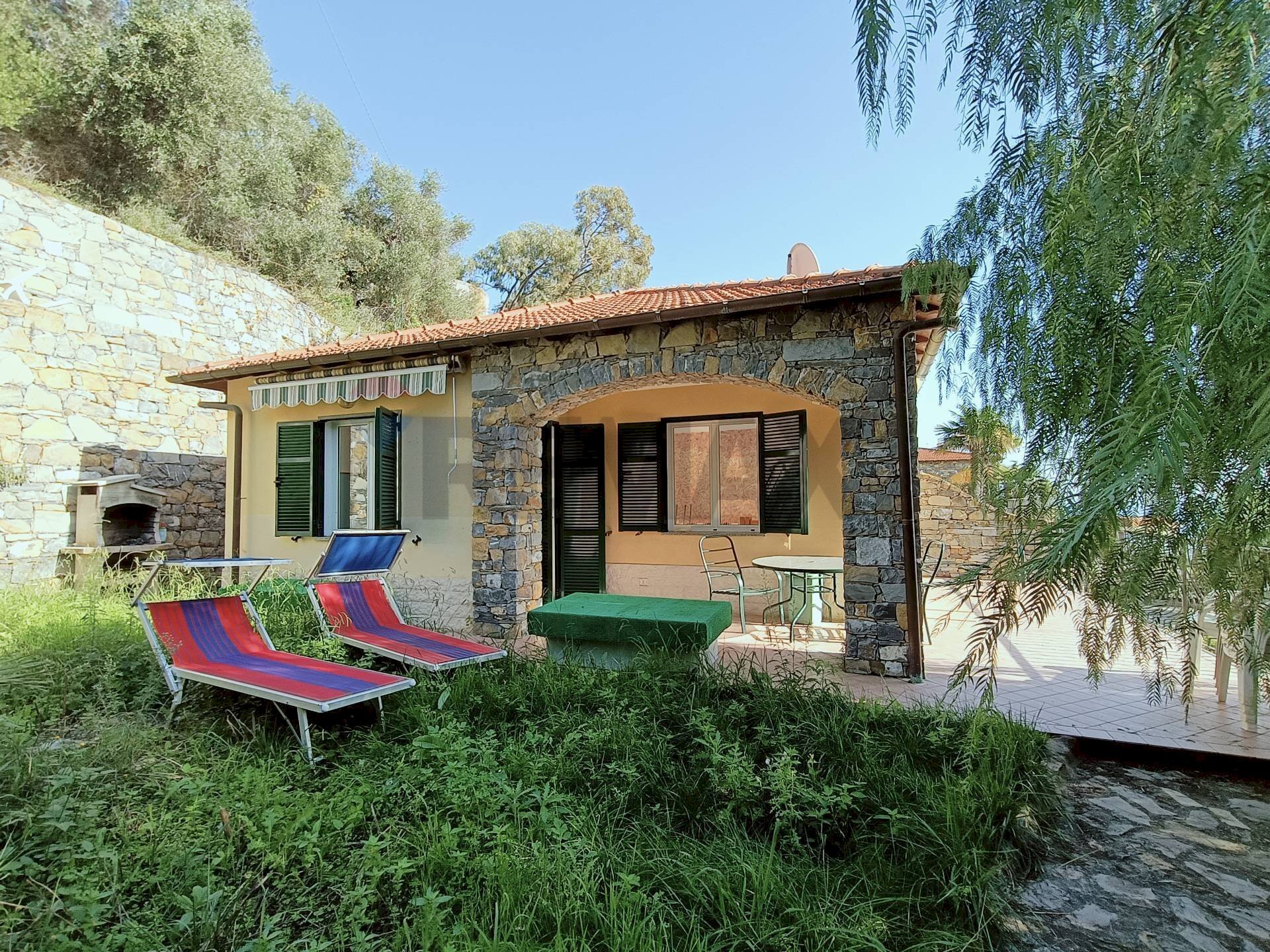 Casa all\'aperto - Casa semi indipendente Via Fossati
 
110, Cipressa - foto 1