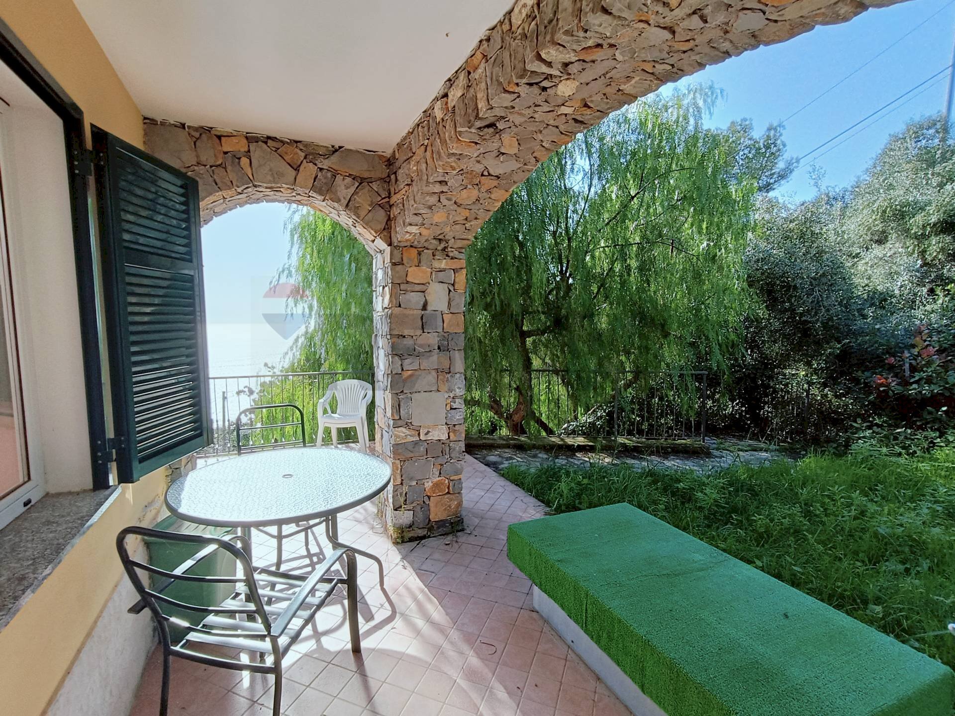 Terrazza - Casa semi indipendente Via Fossati
 
110, Cipressa - foto 2