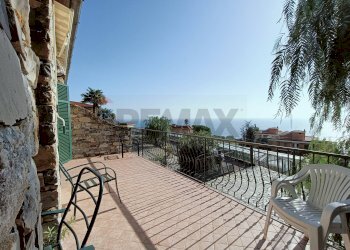 Balcone - Casa semi indipendente Via Fossati
 
110, Cipressa - foto 3