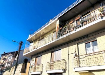 Edificio all\'aperto - Trilocale Via Celle
 
64, Villar Dora - foto 1